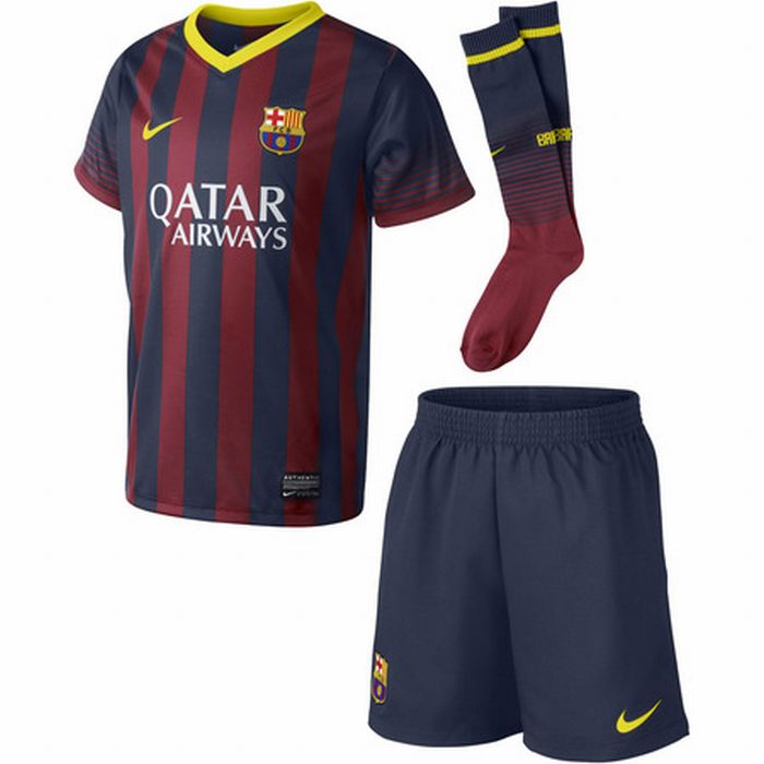 Купить Детская футбольная форма Nike FC Barcelona | 532805-412 в Москве или заказать доставку на Slamdunk.su